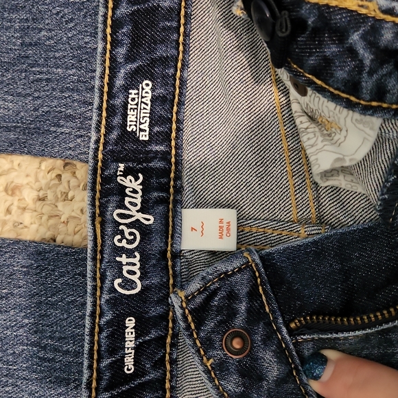 NWOT Cat & Jack Girlfriend cut stretch jeans-size 7-never worn - Picture 4 of 4